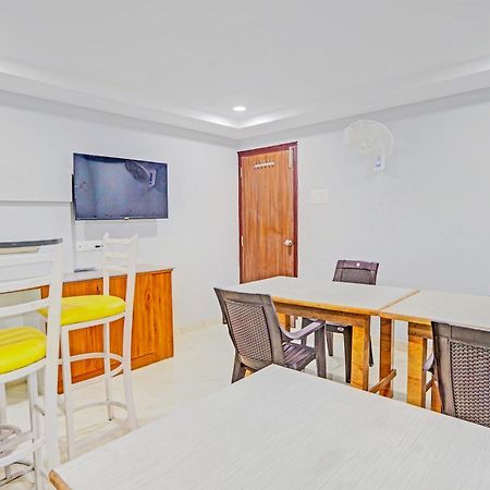 Отель Super Townhouse Qualia Elite S R Nagar Хайдарабад Экстерьер фото